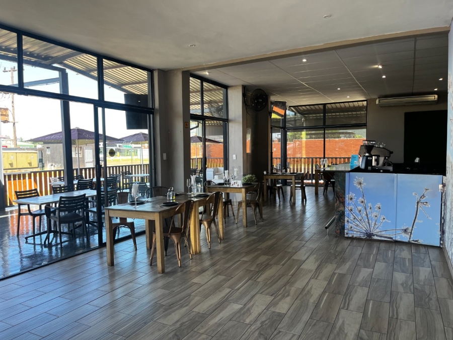 To Let commercial Property for Rent in Melodie North West